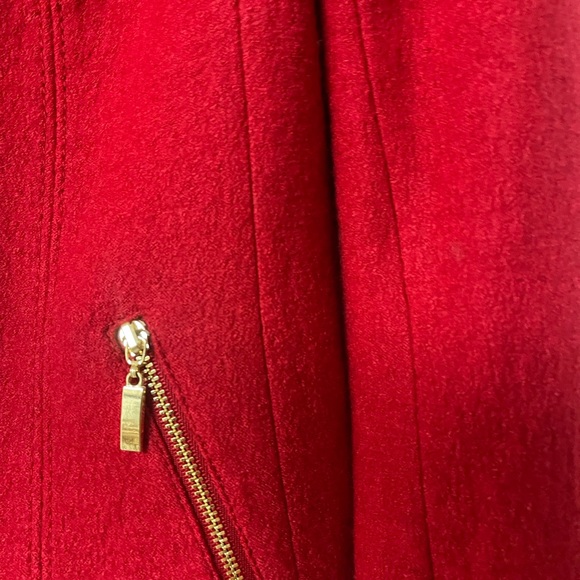 Woman vest jacket. - Picture 4 of 5